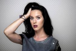 Makna Lagu Unconditionally-Katy Perry, tentang Menerima Kelebihan dan Kekurangan Orang yang Dicintai