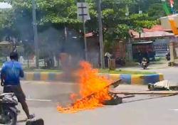 Mobil Tangki Minyak Tabrak Warga Hingga Tewas, Massa Blokade Jalan di Kota Sorong