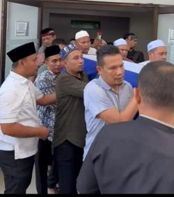 Dek Fad Ikut Melayat dan Hantar Jenazah Tusop di Jakarta