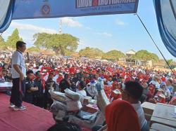 Jalan sehat dalam Rangka Dukung Bacabup Hamartoni dan Romli di Bukit Kemuning Berlangsung Meriah