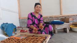 Intip Produksi Makanan Tradisional Kue Cucur Khas Betawi di Kota Banjar