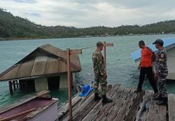 Gelombang Tinggi Tenggelamkan 2 Rumah di Pesisir Jemaja Anambas