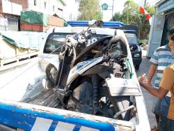 Ngeri! Berhenti Lihat Maps, Pengendara Motor Diseruduk Truk Gandeng di Jombang