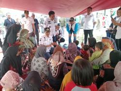 Bupati Dadang Supriatna Kunjungi Korban Gempa, Arahkan Penanganan Darurat