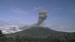 Gunung Lewotobi Meletus, Warga Dilarang Beraktivitas dalam Radius 3-4 Kilo Meter