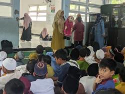 NU Berkisah, Cara Menghidupkan Nilai Agama dengan Kisah Boneka di SDN Gading 3 Surabaya