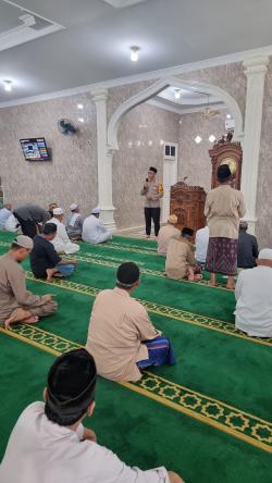 Laksanakan Kegiatan Cooling System, Sampaikan Tujuan Terkait Pesan-Pesan Kamtibmas di Masjid