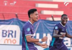 Gol Aji Kusuma Antar Persita Tangerang Gilas Semen Padang FC