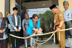 Al Haris Gubernur Jambi Resmikan Gedung Radioterafi RSUD Raden Mattaher