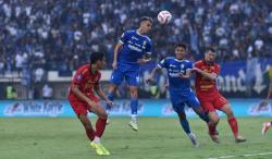 Dimas Drajad Bawa Persib Menang Tipis atas Persija di Babak Pertama Liga 1