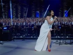 Anggun Kembali Memukau Dunia dengan Konser Spektakuler Bersama 2000 Paduan Suara