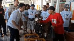 Kunjungi Kampung Nelayan, Emil Dardak Dicurhati Maraknya Penggunaan Jaring Trawl