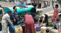 Sumringah! Warga Desa Sumberwaras Dapat Bantuan Air Bersih dari Pandawa Teknologi