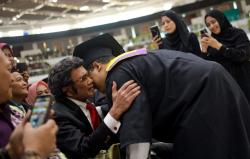 Dampingi Wisuda Putranya Lulus Sarjana Psikologi, Rhoma Irama Hadir di UMS