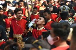 100 Ribu Lebih Warga Antusias Saksikan Kirab Budaya 12 Tahunan Gotong Toapekong