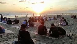 Warkop Sunset Pangandaran, Ngopi Sambil Menikmati Indahnya Matahari Terbenam