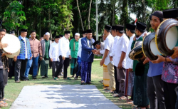 Hadiri Pengajian Akbar: Warga Mersam Antusias Sambut Kedatangan Abdullah Sani