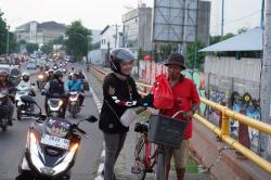 Honda Community Jateng Berbagi Sembako dalam Rangka Hari Pelanggan Nasional