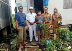 Penerima Bantuan Dumisake Jambi Sehat: Terima Kasih Pak Gubernur, Semoga Program Ini Tetap Ada