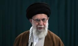 Momen Langka! Ayatollah Ali Khamenei Sampaikan Khotbah Salat Jumat dan Jadi Imam, Ada Apa?