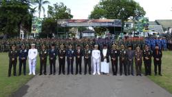 Danlanal Lhokseumawe Ikuti Upacara HUT TNI Ke-79 di Lapangan Jenderal Sudirman Lhokseumawe