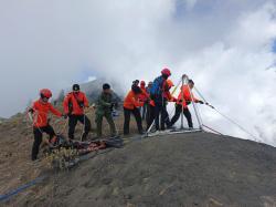 10 Hari Pencarian, Pendaki Asal Jakarta Ditemukan Meninggal di Jurang Gunung Rinjani