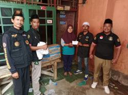 Peduli Sesama, PJBN DPC Malingping Takziah pada Keluarga Almarhumah Ibu Naah di Kampung Sukajadi