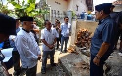 Yusuf-Hendro Tinjau 10 Lokasi Renovasi Masjid Sambil Bersilaturahmi dengan Warga