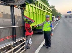 Tabrakan Maut di Tol Sidoarjo, Dua Orang Meninggal Dunia