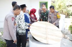 Bangun Sumur Bor di Musala, Polres Jombang Bantu atasi Persoalan Air Warga Desa Made