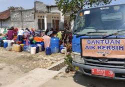 BPBD Lamongan Droping Air bersih untuk 57 Desa di 13 Kecamatan