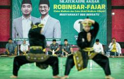 Pasangan Calon Wali Kota Cilegon Robinsar-Fajar Paparkan Program Unggulan di Depan Ribuan Warga