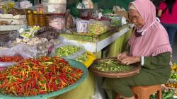 Musim Kemarau Panjang, Harga Cabai di Pasar Tradisional Tuban Merangkak Naik Signifikan