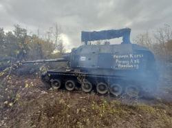 Viral Tank Perang Rusia Bertuliskan 'Pempek Palembang', Warganet: Pempek Kapal Perang!