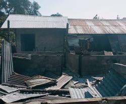 Update Bentrok Dua Desa di NTT, Puluhan Rumah Terbakar, Satu Tewas, 4 Terkena Peluru Senapan Angin