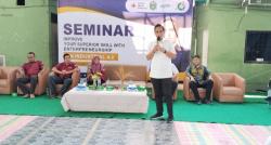 Hadiri Seminar SMK Tritech Informatika, Rico Waas Memotivasi Pelajar Menjadi Enterpreneur