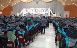 Dibutuhkan Dunia Kerja, Poltekkes Surakarta Wisuda 1.781 Lulusan