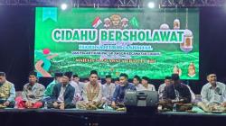 Cidahu Bershalawat, Yanuar: Santri Memiliki Peluang Besar Menjadi Bupati