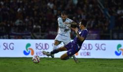 Persib Terkam Persik Kediri 2-0, Maung Bandung Raih Kemenangan Kandang Pertama