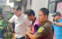 Tersangka Dugaan Gratifikasi, Ketua DPC PDIP Kabupaten Bekasi Soleman Dijebloskan ke Lapas Cikarang