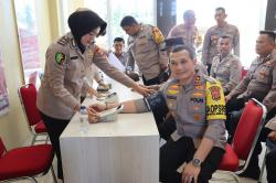 Polres Pidie Jaya Gelar Donor Darah Warnai HUT Humas Polri Ke - 73