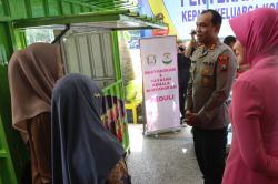 Polres Malang Salurkan Dukungan Pengembangan Usaha untuk Keluarga Korban Tragedi Kanjuruhan