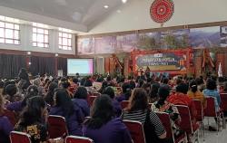 Ratusan Peserta Pertemuan Raya Perempuan Gereja Ikuti Seminar Transformasi Nilai Kehidupan