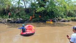 Tim SAR Gabungan Cari Pelajar SD yang Hilang Terseret Arus di Sungai Citanduy Tasikmalaya