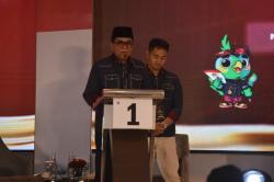 Debat Cawabub Probolinggo, Rasit Bernyanyi Sambil Menjawab Pertanyaan