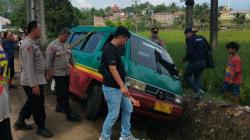 Warga Cicalengka Ditemukan Meninggal Dalam Sebuah Angkutan Umum di Jalan Garut