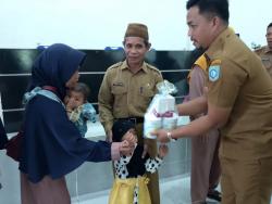 Dinkes Bangka Barat Salurkan Bantuan Suplemen untuk Anak Stunting