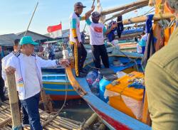 Blusukan ke TPI Cituis Kabupaten Tangerang, Mad Romli Sosialisasikan GEMPITA