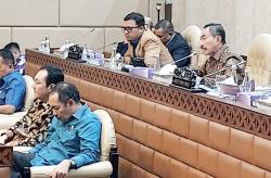 Legislator Daniel Mutaqien Kritisi Penggunaan Anggaran Dana Desa yang Dianggap Kurang Maksimal