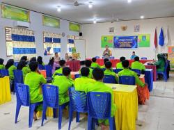 Jaga Kondusifitas Rangkaian Pilkada, Polsek Bukit Kapur Gelar Jumat Curhat di Gedung Aula SMKN 3